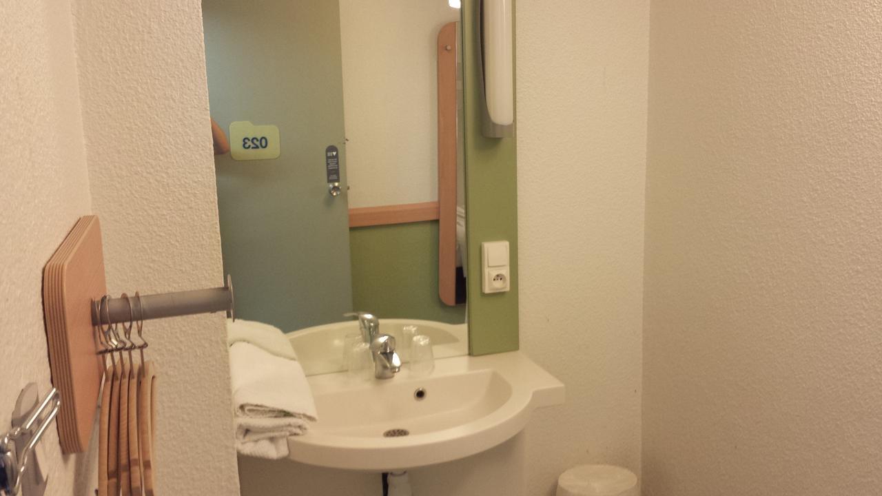 Ibis Budget Stains - Saint Denis - Universite Exterior photo
